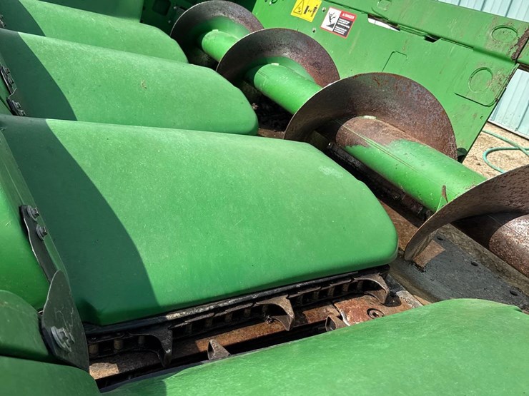 2012-john-deere-608c-image-36