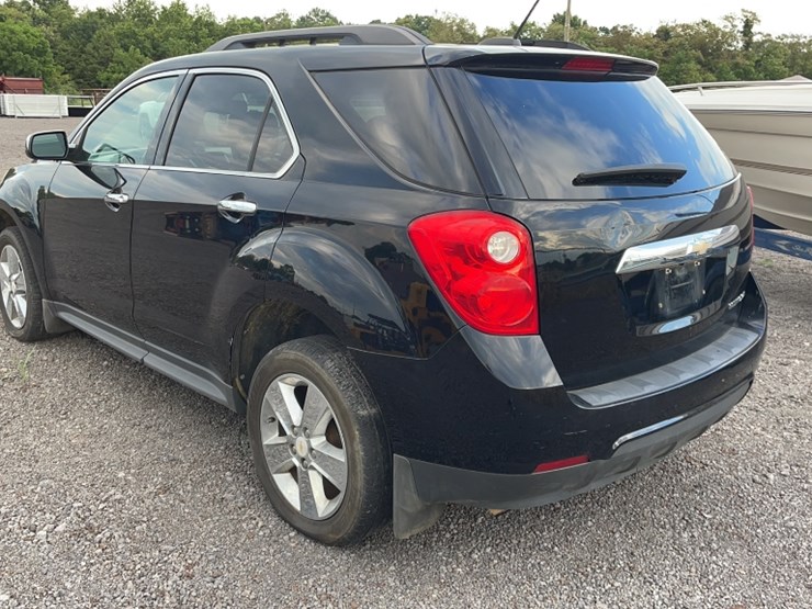 2015-chevrolet-equinox-lt-image-11
