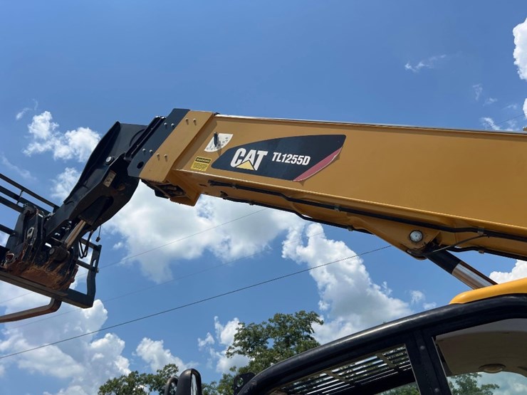 2019-caterpillar-tl1255d-image-22