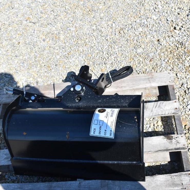Bucket, Trenching FUTURE 24 INCH HYDRAULIC TILT BUCKET 36548