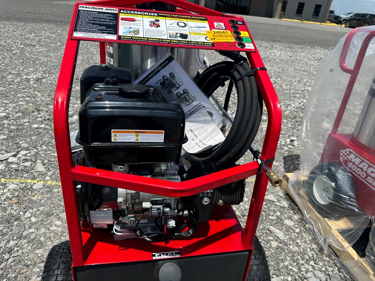 #4-•-unused-magnum-4000-series-hot-water-pressure-washer-252773-inv#:-24641-image-16