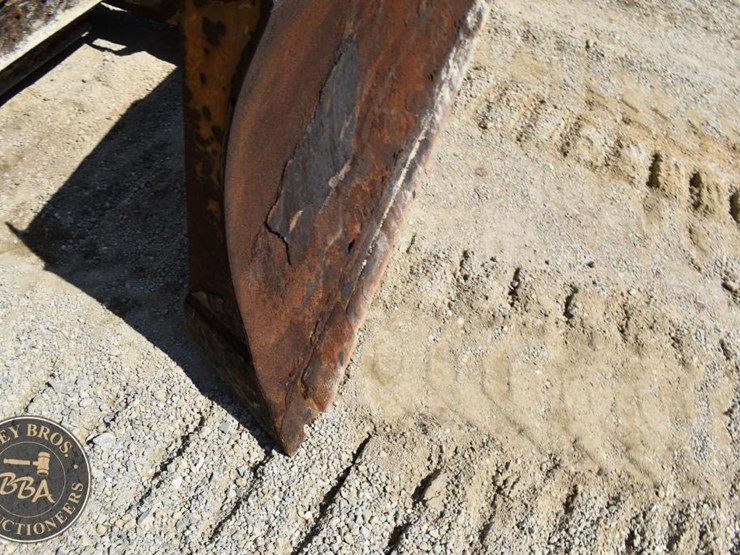 2019-deere-750k-lgp-image-38