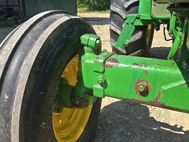 2015-john-deere-5065e-image-50