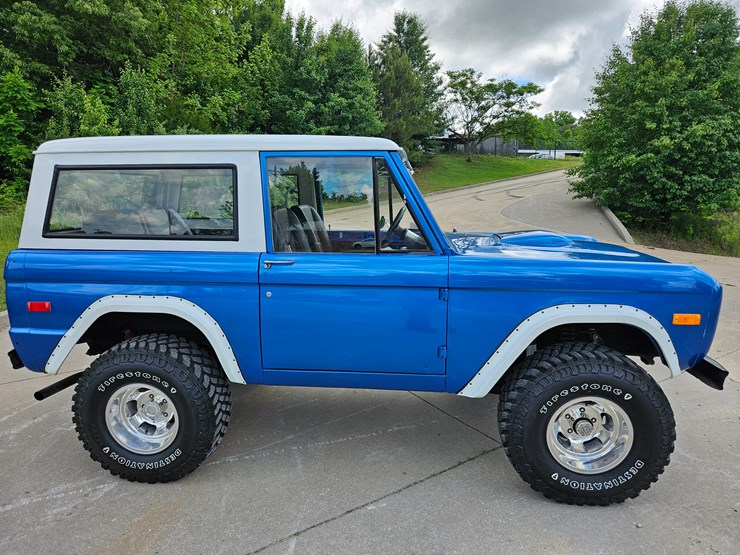 1974-ford-bronco-image-33
