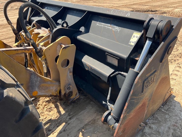 caterpillar-926m-image-14