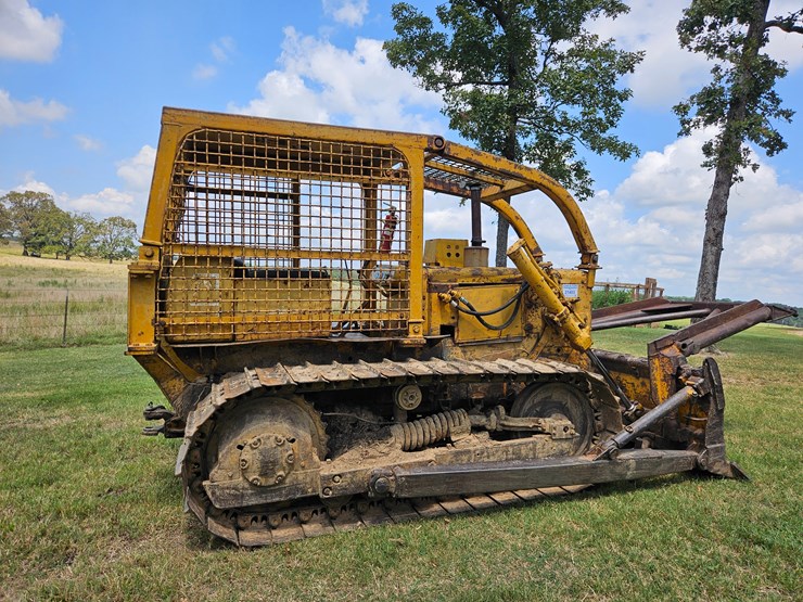 caterpillar-d4d-image-10