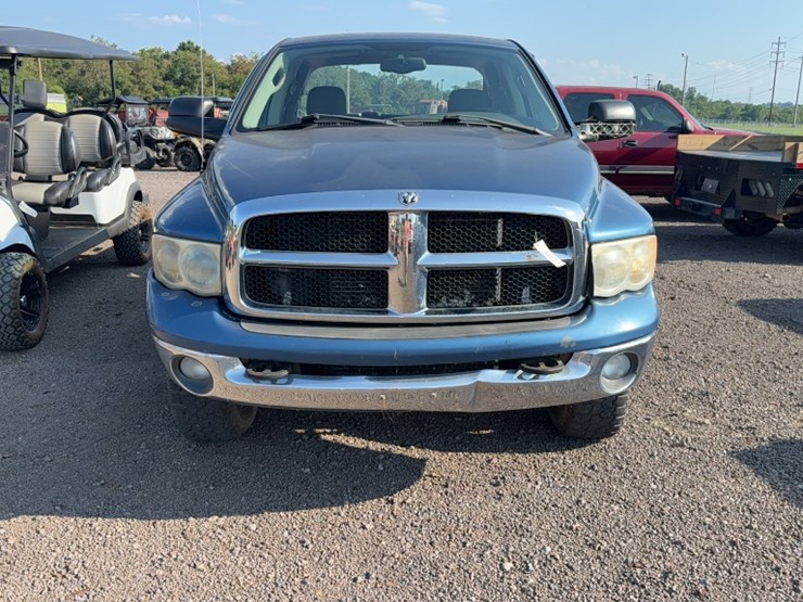 2003-dodge-2500-image-2