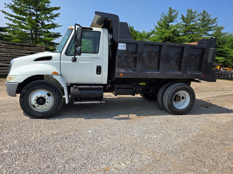 2007-international-durastar-4300-image-8