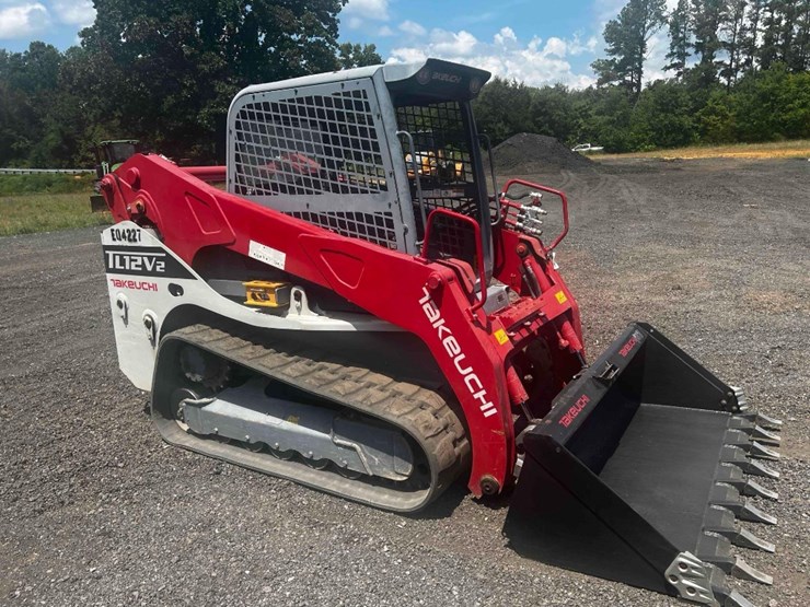 2021-takeuchi-tl12v2-image-3