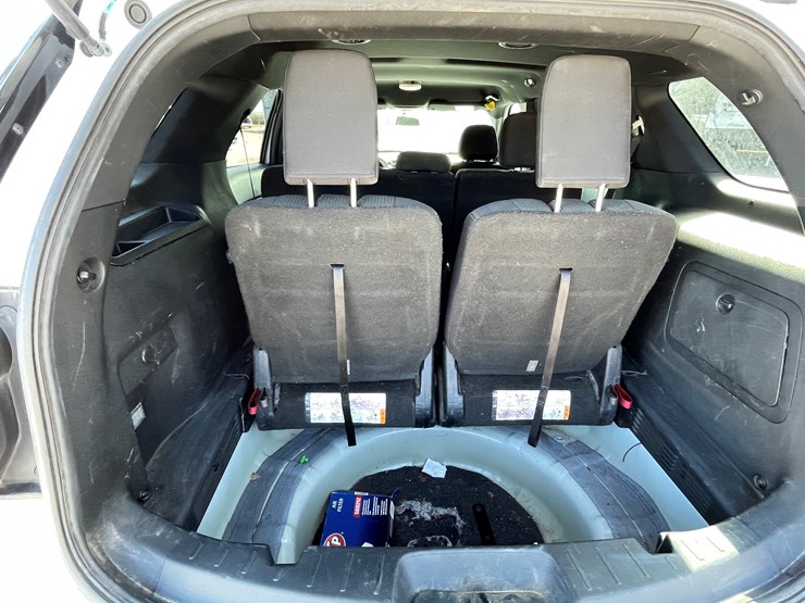 2018-ford-explorer-image-95
