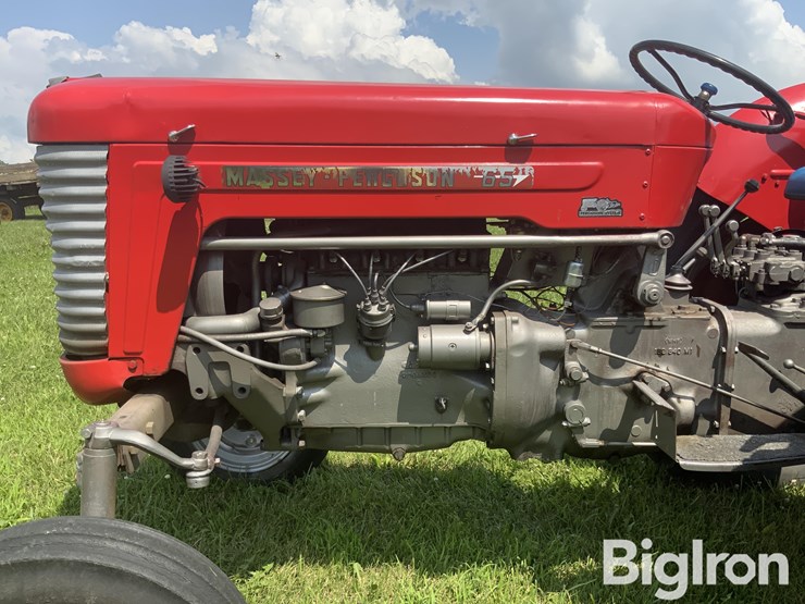 1958-massey-ferguson-65-image-12
