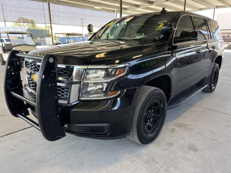 2018-chevrolet-tahoe-image-4