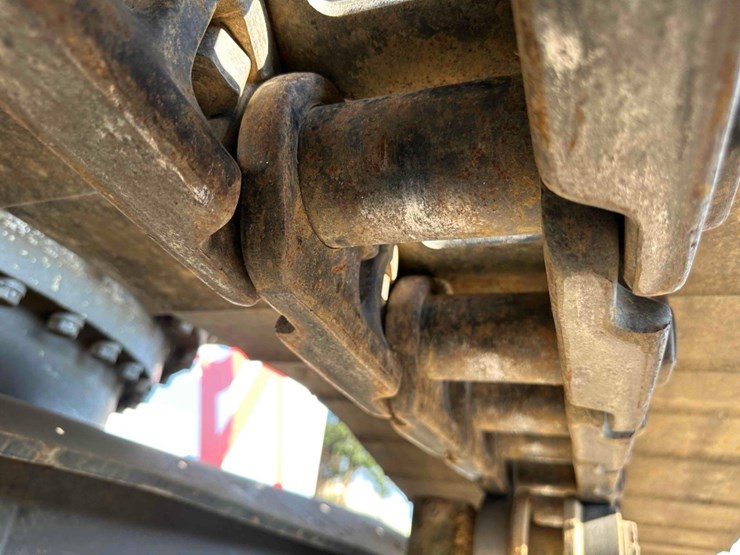 2019-volvo-ec350-excavator-image-35