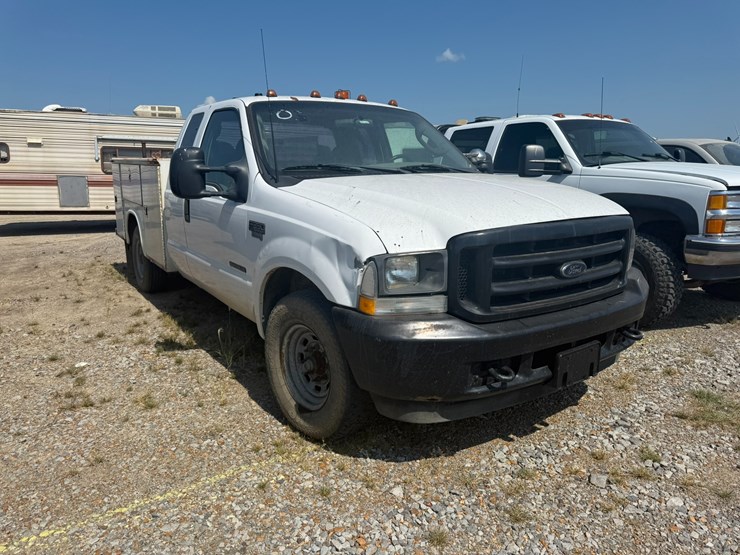 2003-ford-f350-image-2