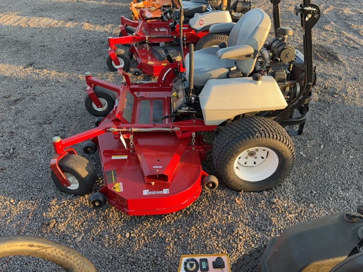 #3084-•-exmark-lazer-z-zero-turn-mower-image-13