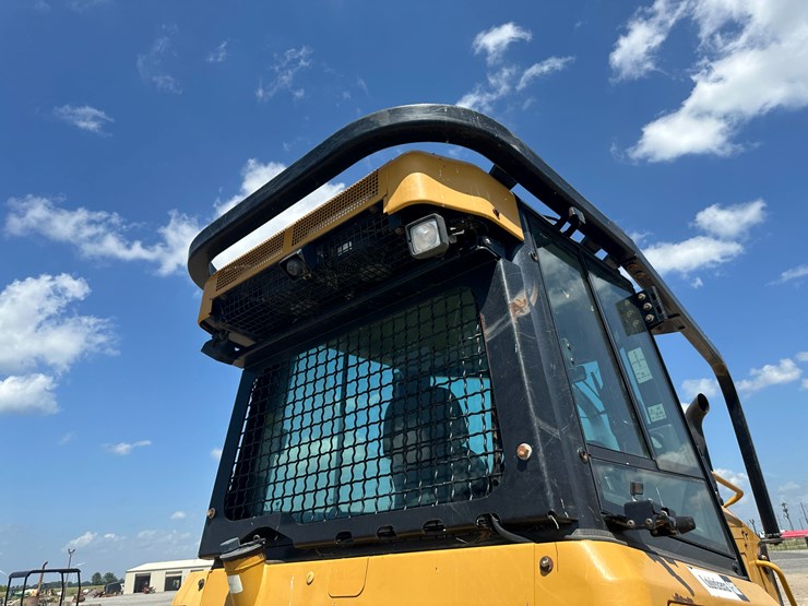 2017-caterpillar-d6k2-lgp-image-50