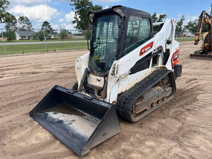 2022-bobcat-t595-image-8