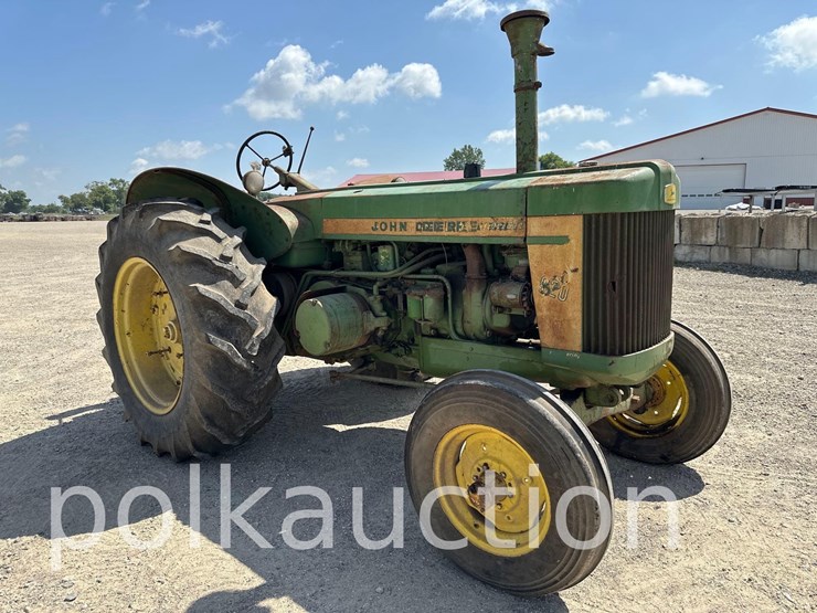 john-deere-820-image-3