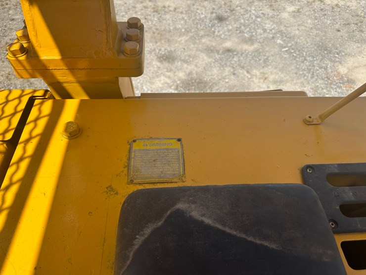 caterpillar-d4h-image-62