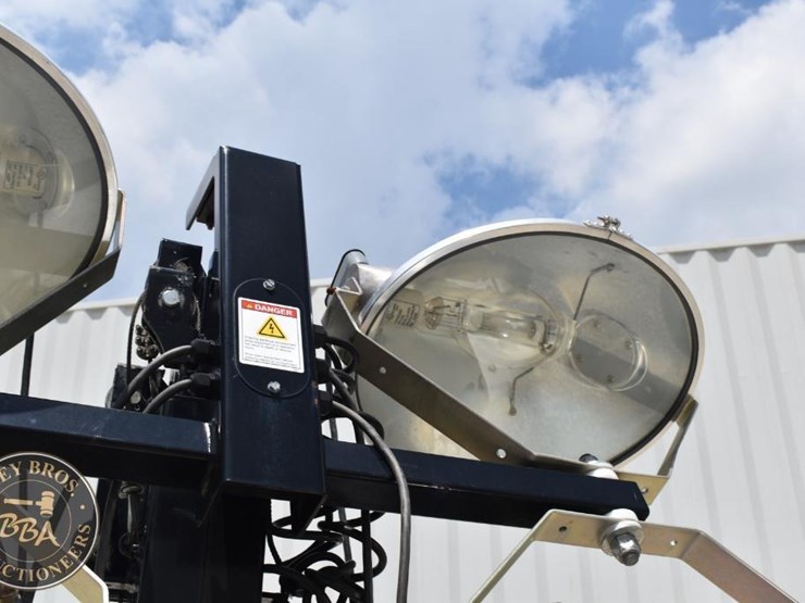 2019-allmand-bros-night-lite-v-series-image-29