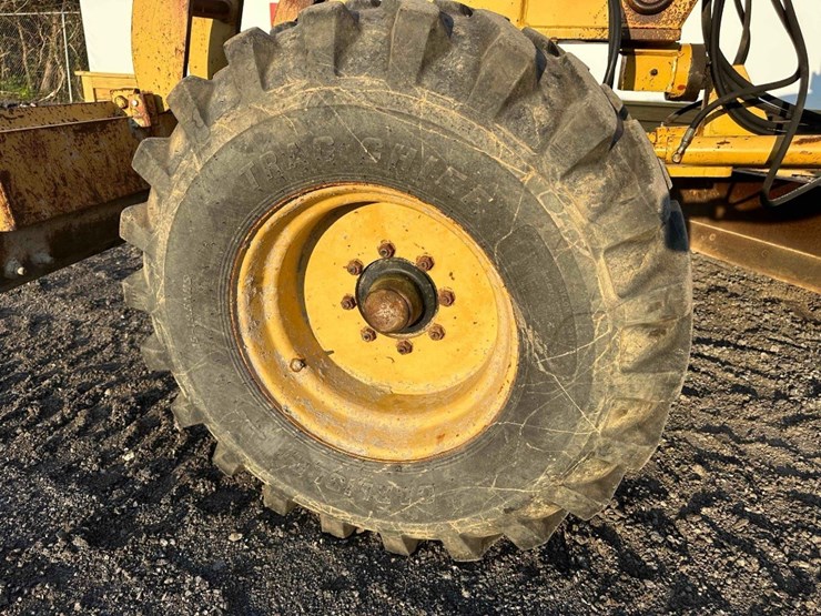 lee-g550-motor-grader-image-24