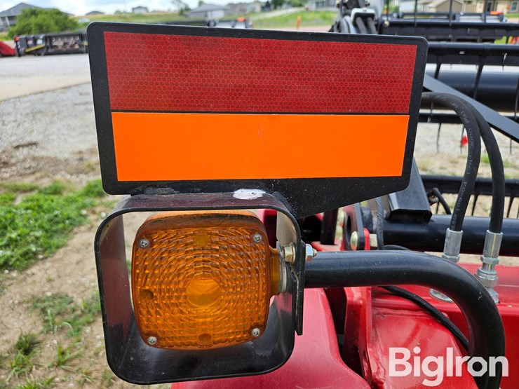 2012-case-ih-3020-image-19
