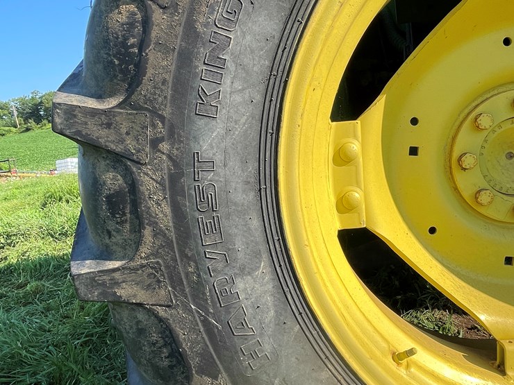 john-deere-6405-image-37