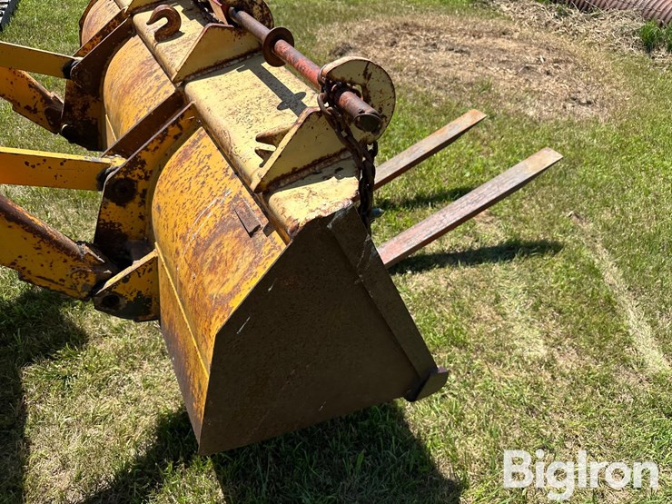 1985-john-deere-401d-image-20