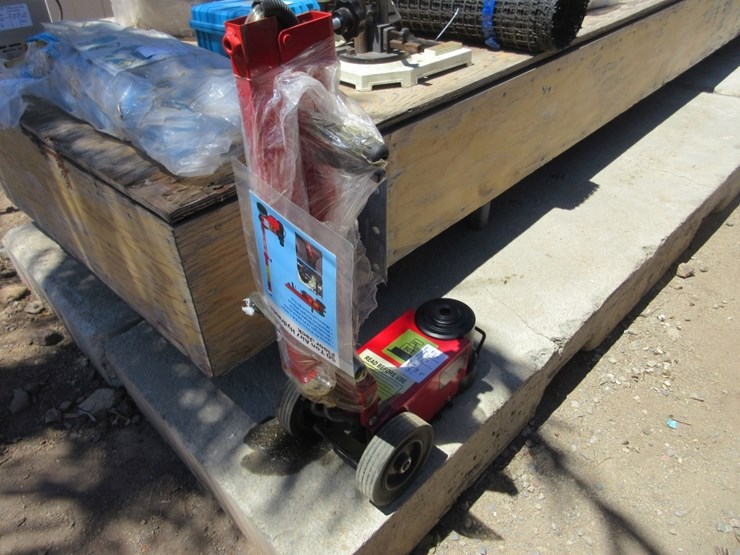 new-unused-2024-50t-2-air/hydraulic-floor-jack,-image-2