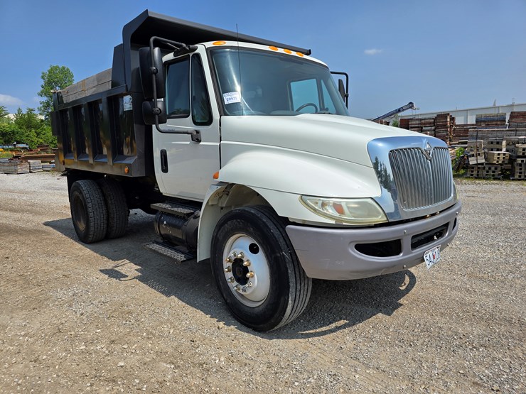 2007-international-durastar-4300-image-44