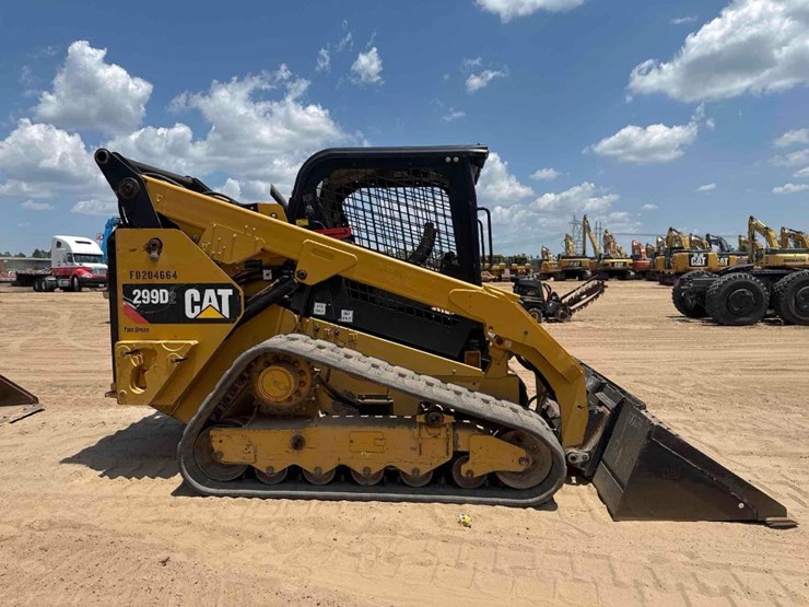 2019-caterpillar-299d2-image-5