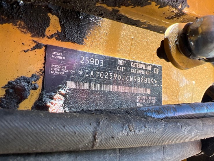 2021-caterpillar-259d3-image-23