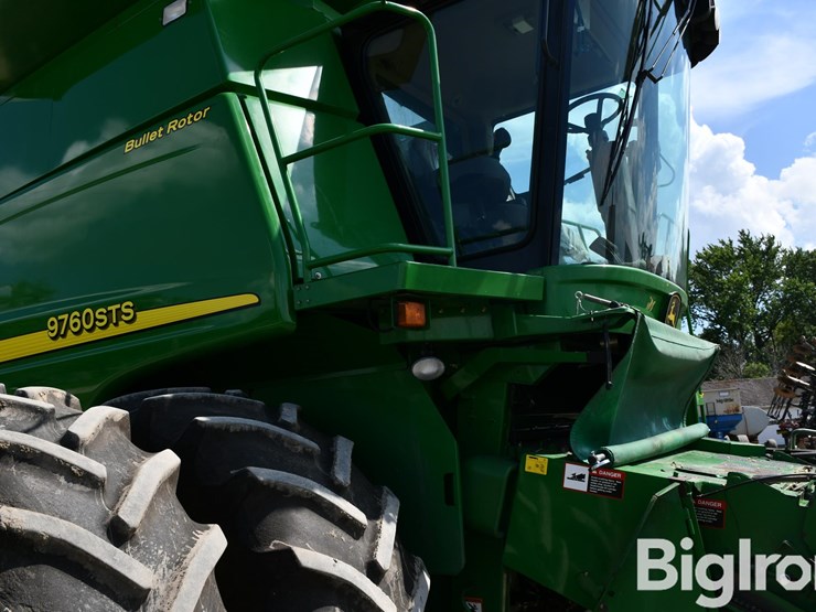 2006-john-deere-9760-sts-image-19