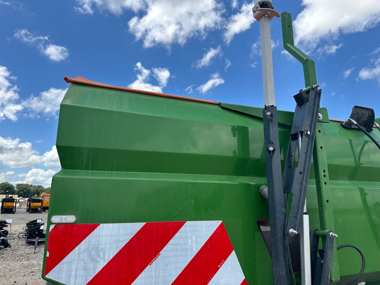 #60-•-2022-amazone-za-ts-4200-profispro-hydro-spreader-za00024396-inv#:-26401-image-22