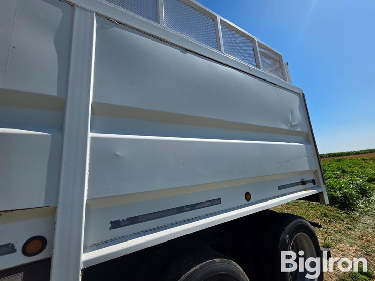 2009-courtney-berg-t/a-end-dump-silage-trailer-image-13