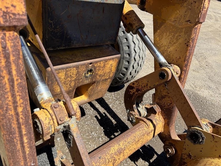deere-510d-image-12
