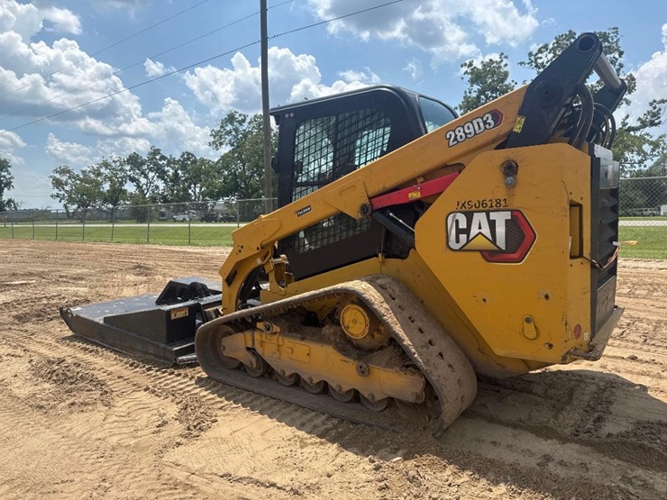 2021-caterpillar-289d3-image-8
