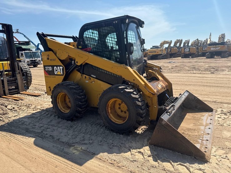 2019-caterpillar-272d2-image-4