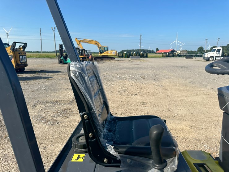 #96-•-2025-sdlool-sl1000-vibratory-compactor-inv#:-30306-image-18