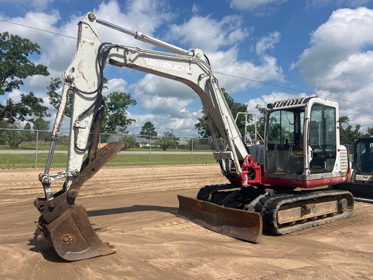 2004-takeuchi-tb175-image-8