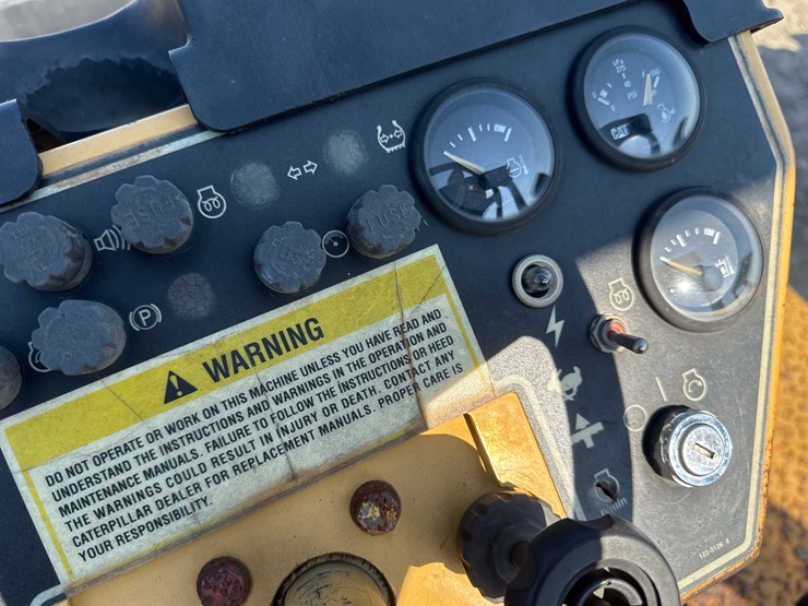caterpillar-ps-150b-image-18