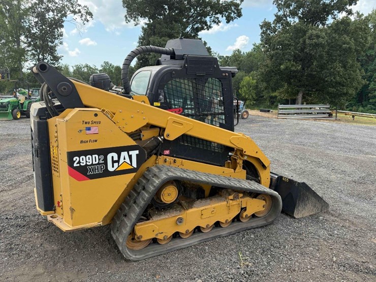2019-caterpillar-299d2-xhp-image-11
