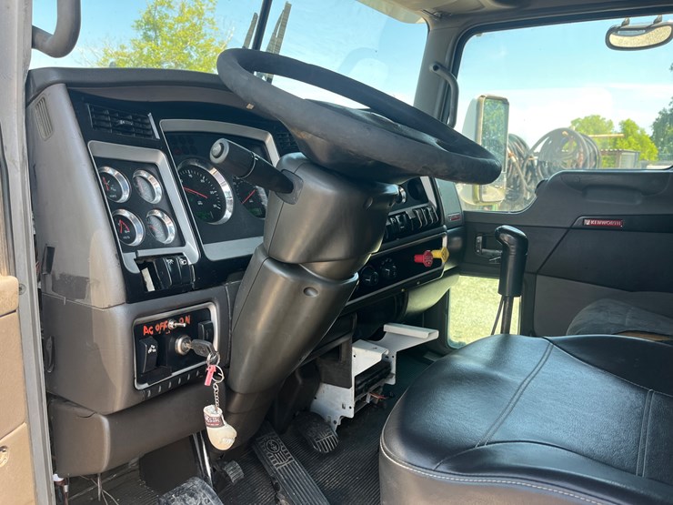 2006-kenworth-t600-image-20