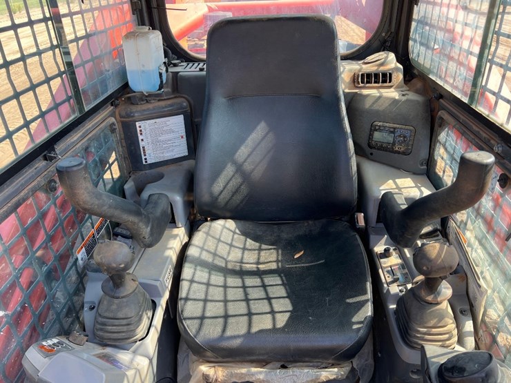 kubota-svl97-2-image-26