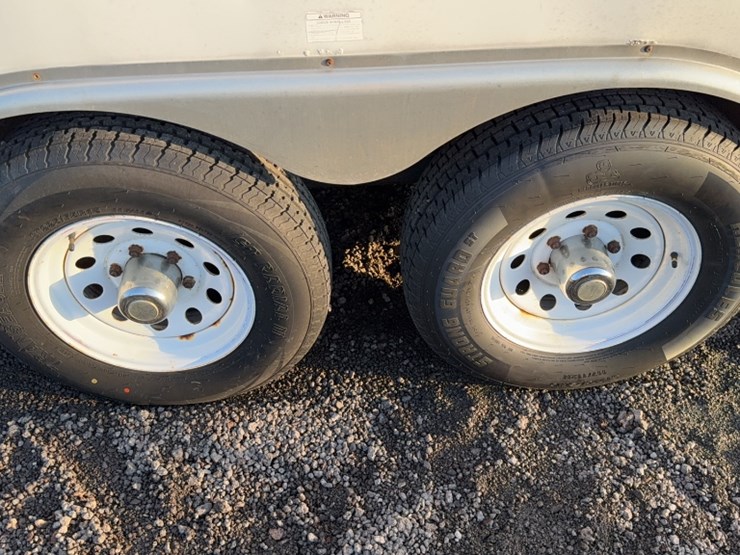 #3066-•-homesteader-8'-x-24'-bumper-pull-enclosed-trailer-image-5