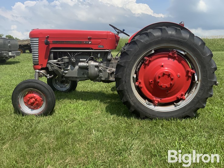 1958-massey-ferguson-65-image-8