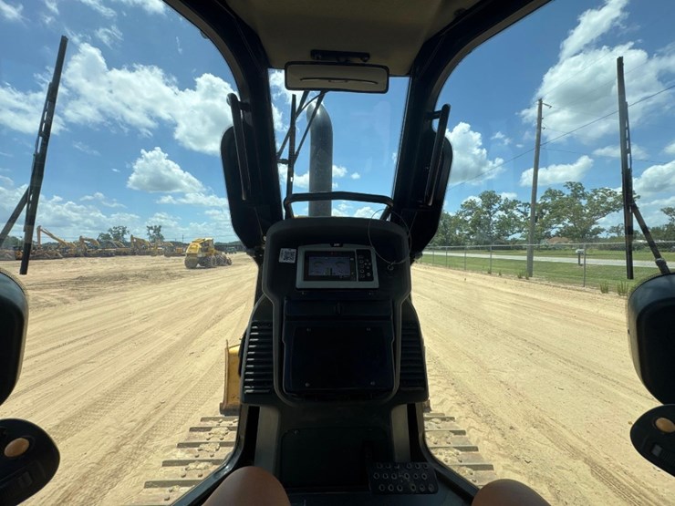 2019-caterpillar-d3k2-xl-image-25