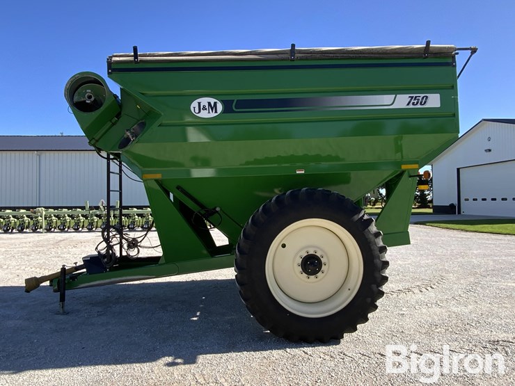 2011-j&m-750-18-image-8