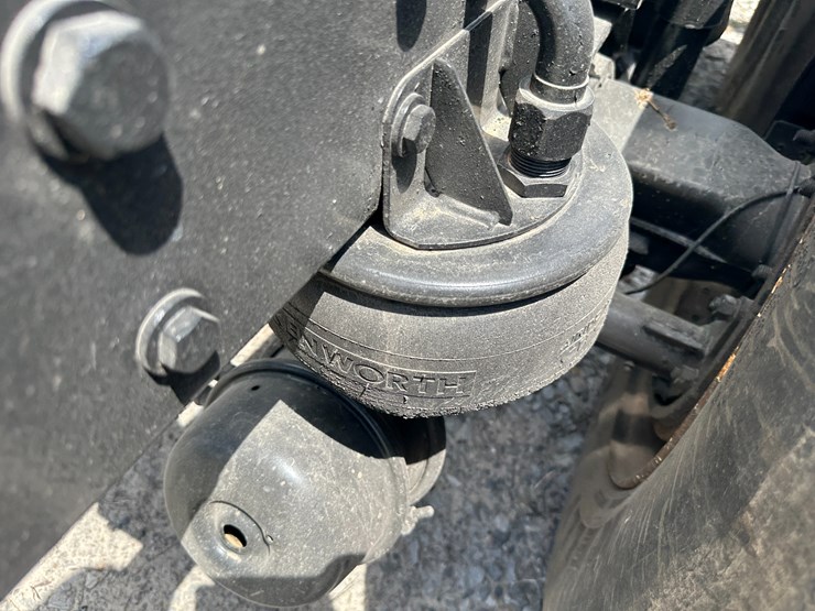 2001-caterpillar-c11-image-12