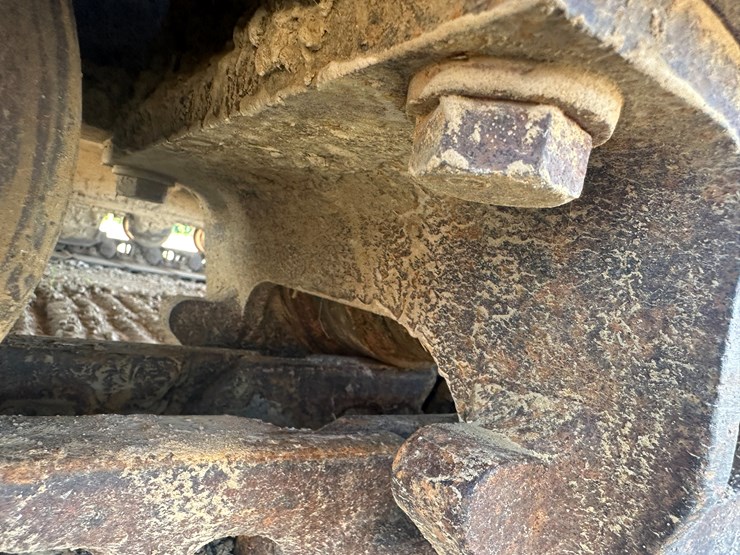 komatsu-pc200-image-13